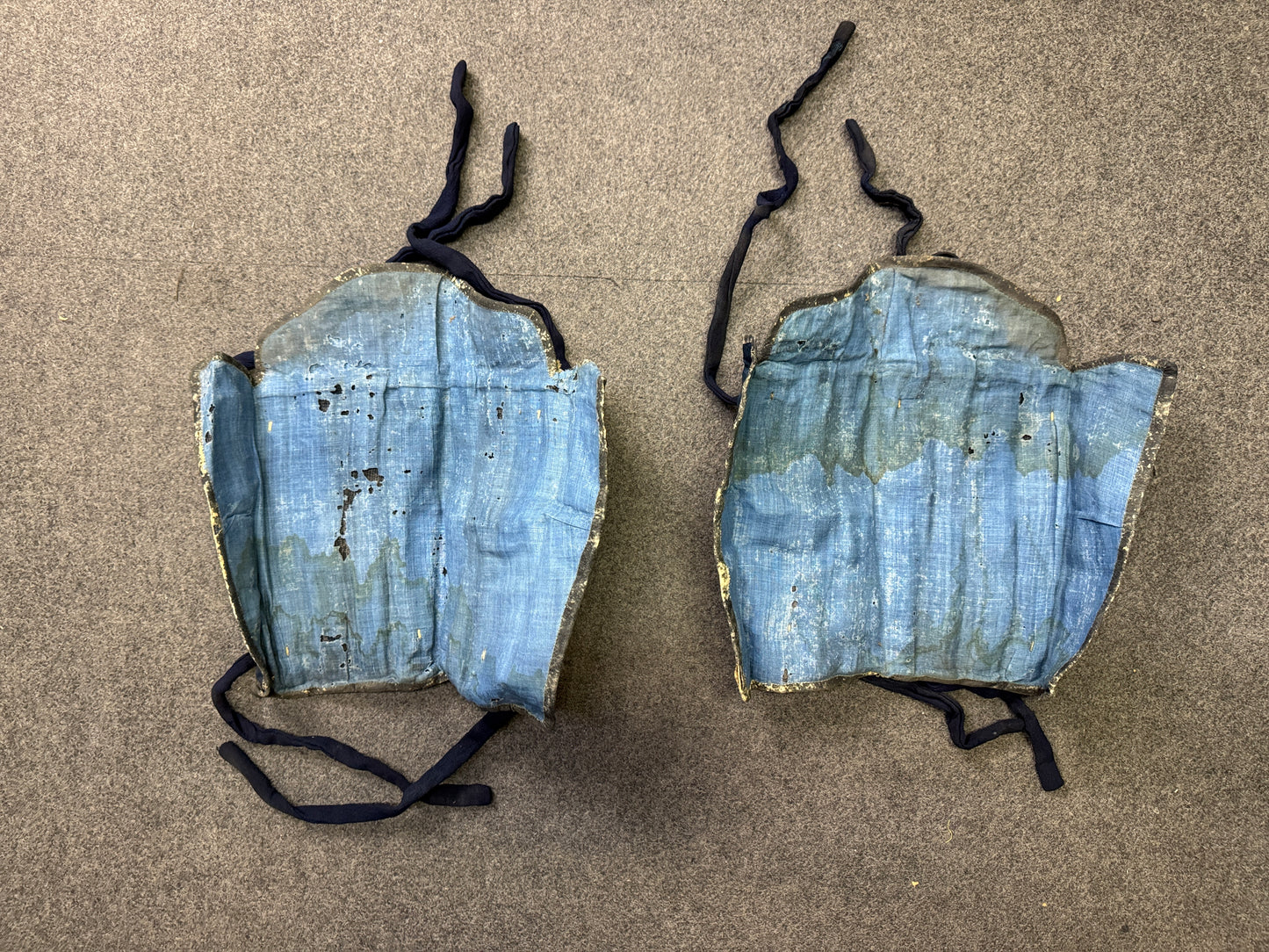 Y10027 YOROI Iron Shin guards Samurai bugu Japan antique armor protector gear