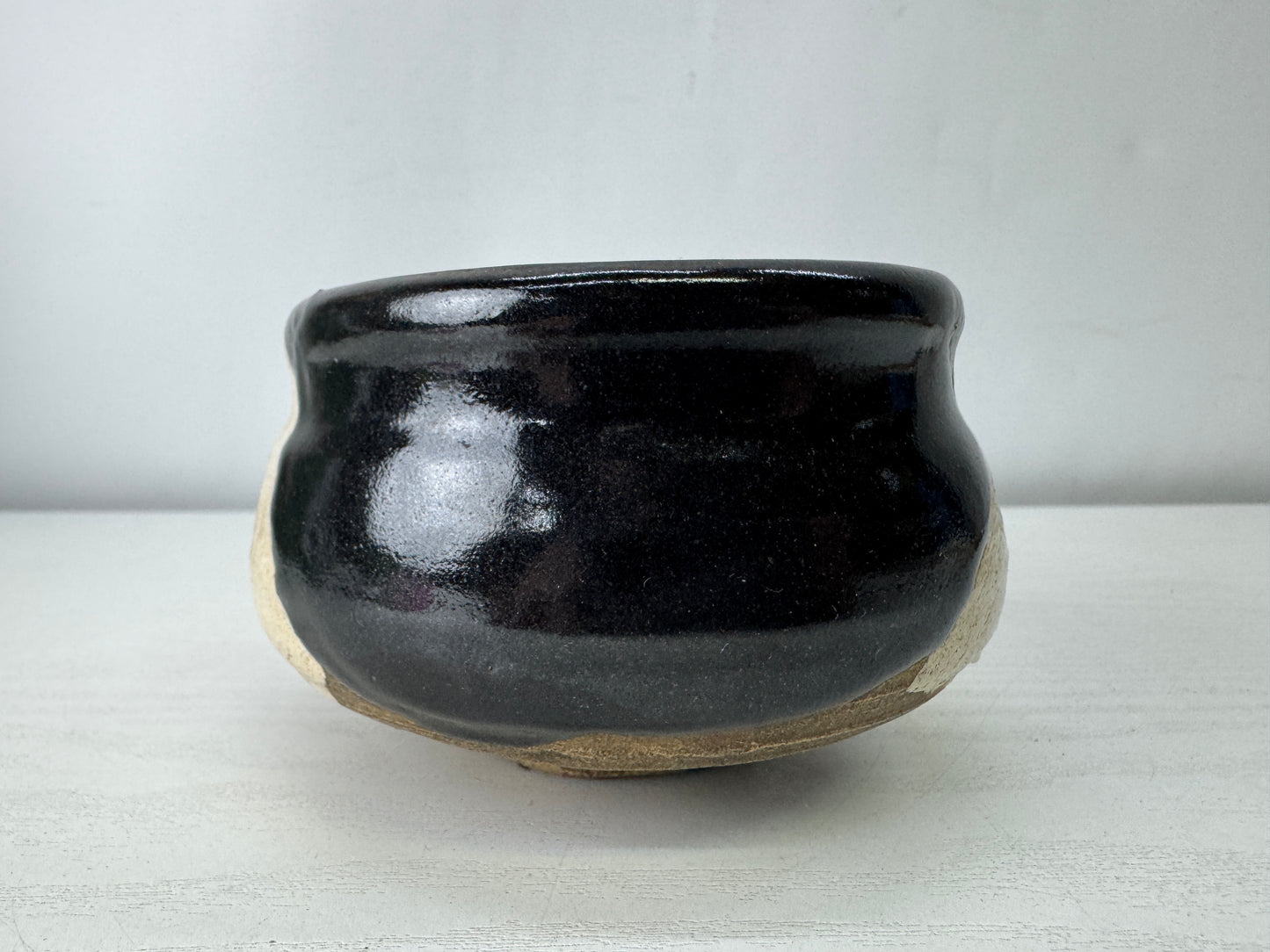 Y10032 CHAWAN Kuro-Oribe bowl signed box Japan antique tea ceremony pottery cup