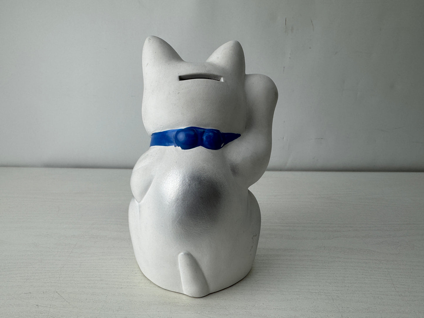 Y10036 OKIMONO ceramic Maneki-neko figurine lucky charm Japan antique interior