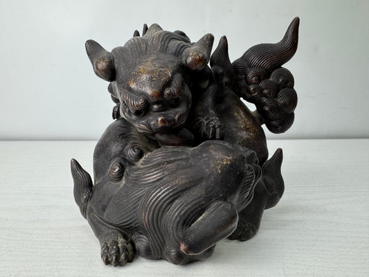 Y10039 OKIMONO Bizen-ware Playful Lion cub figurine Japan antique interior decor
