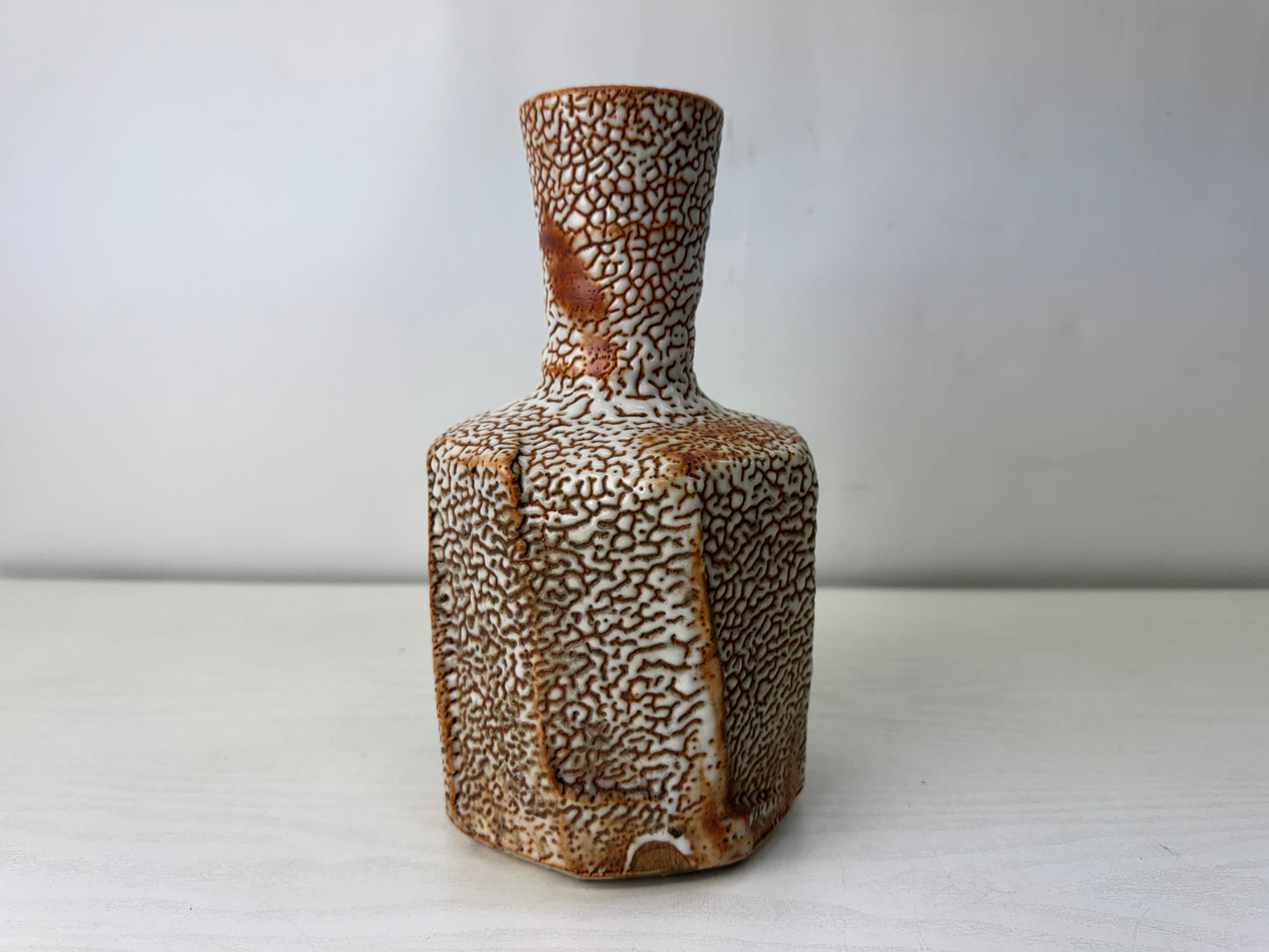 Y10046 FLOWER VASE Shino-ware signed box Japan antique ikebana floral decor