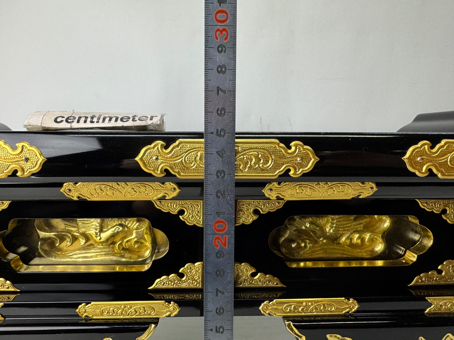 Y10049 Buddhist Altar Equipment Black lacquer Gold leaf Japan antique Buddhism