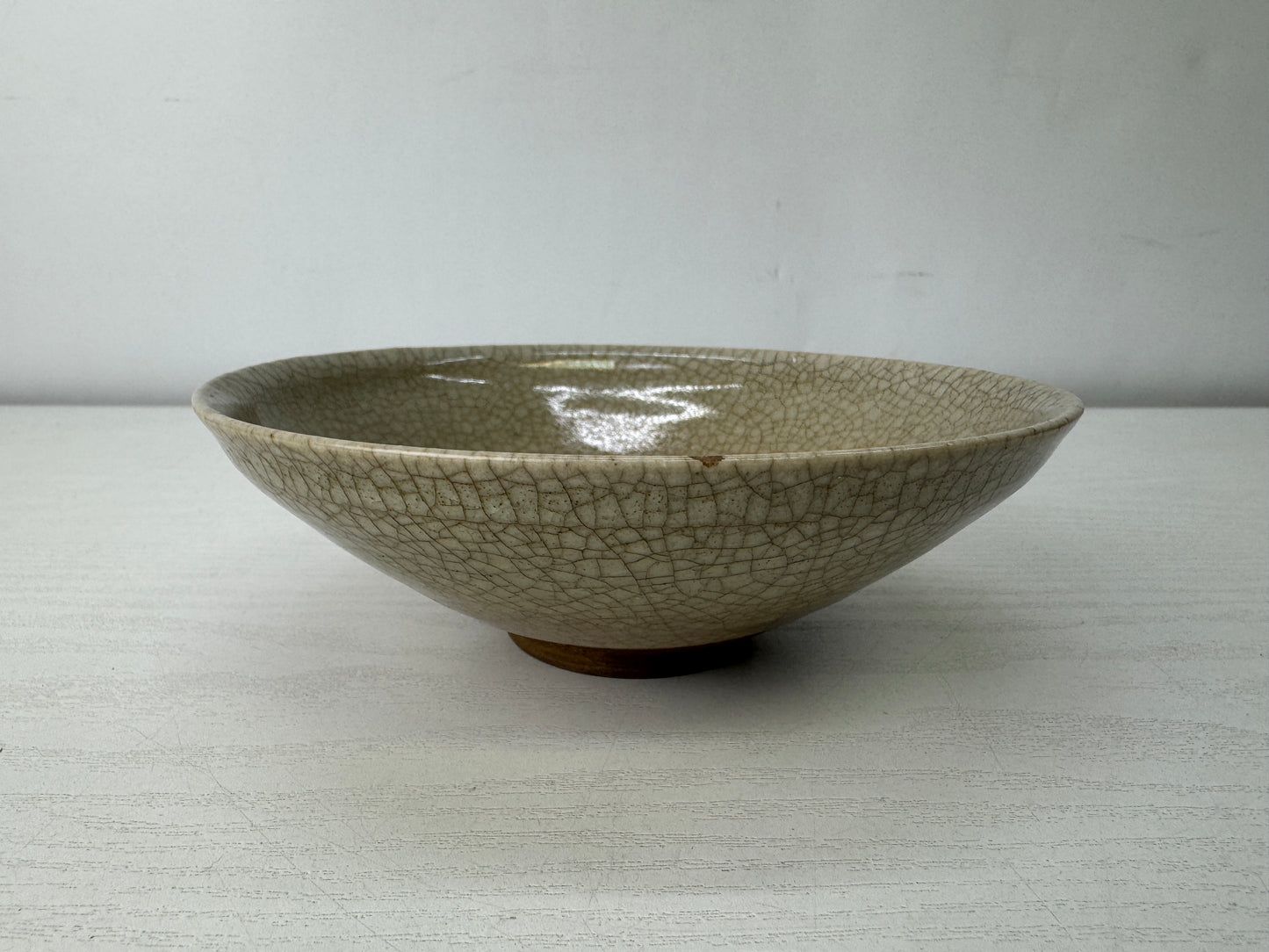 Y10052 CHAWAN Mino-ware flat bowl signed Japan antique tea ceremony pottery cup