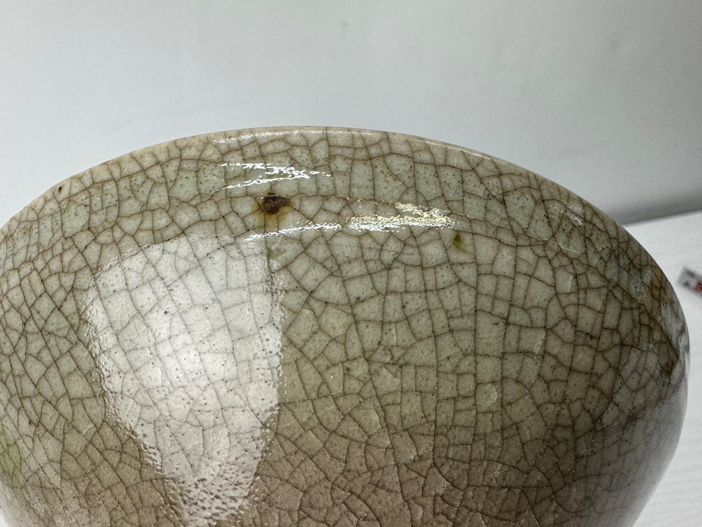 Y10052 CHAWAN Mino-ware flat bowl signed Japan antique tea ceremony pottery cup