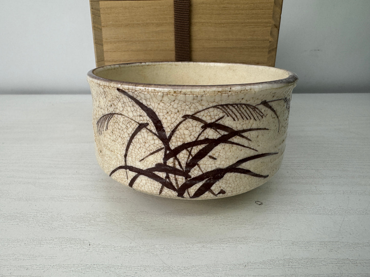 Y10061 CHAWAN Mino-ware bowl signed box Japan antique tea ceremony pottery cup