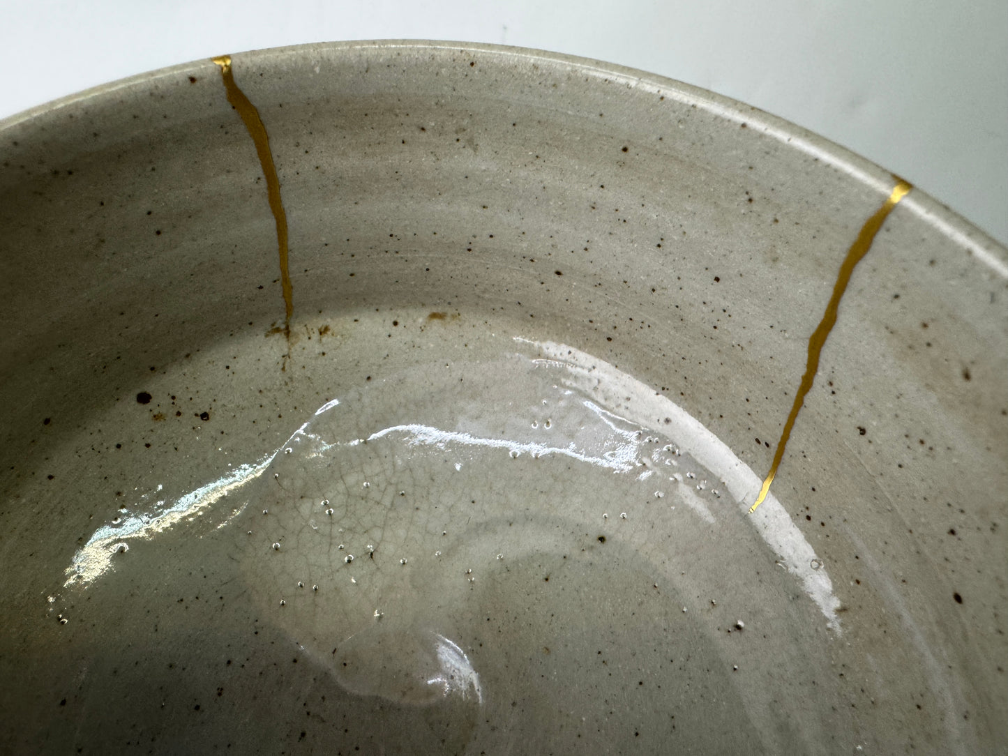 Y10090 CHAWAN Akogi-ware kintsugi bowl signed Japan antique tea ceremony pottery