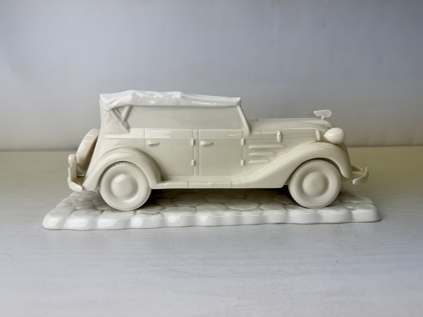 Y10096 OKIMONO ceramic Toyota Model AB Phaeton car vehicle Japan antique figure