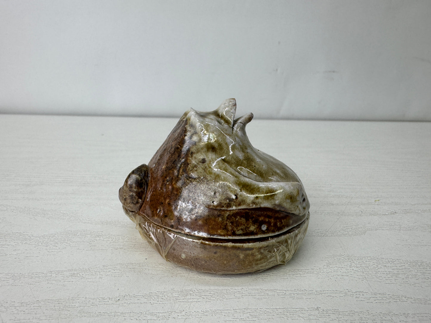 Y10098 OKIMONO Shigaraki-ware Raccoon dog Ink pad case signed box Japan antique