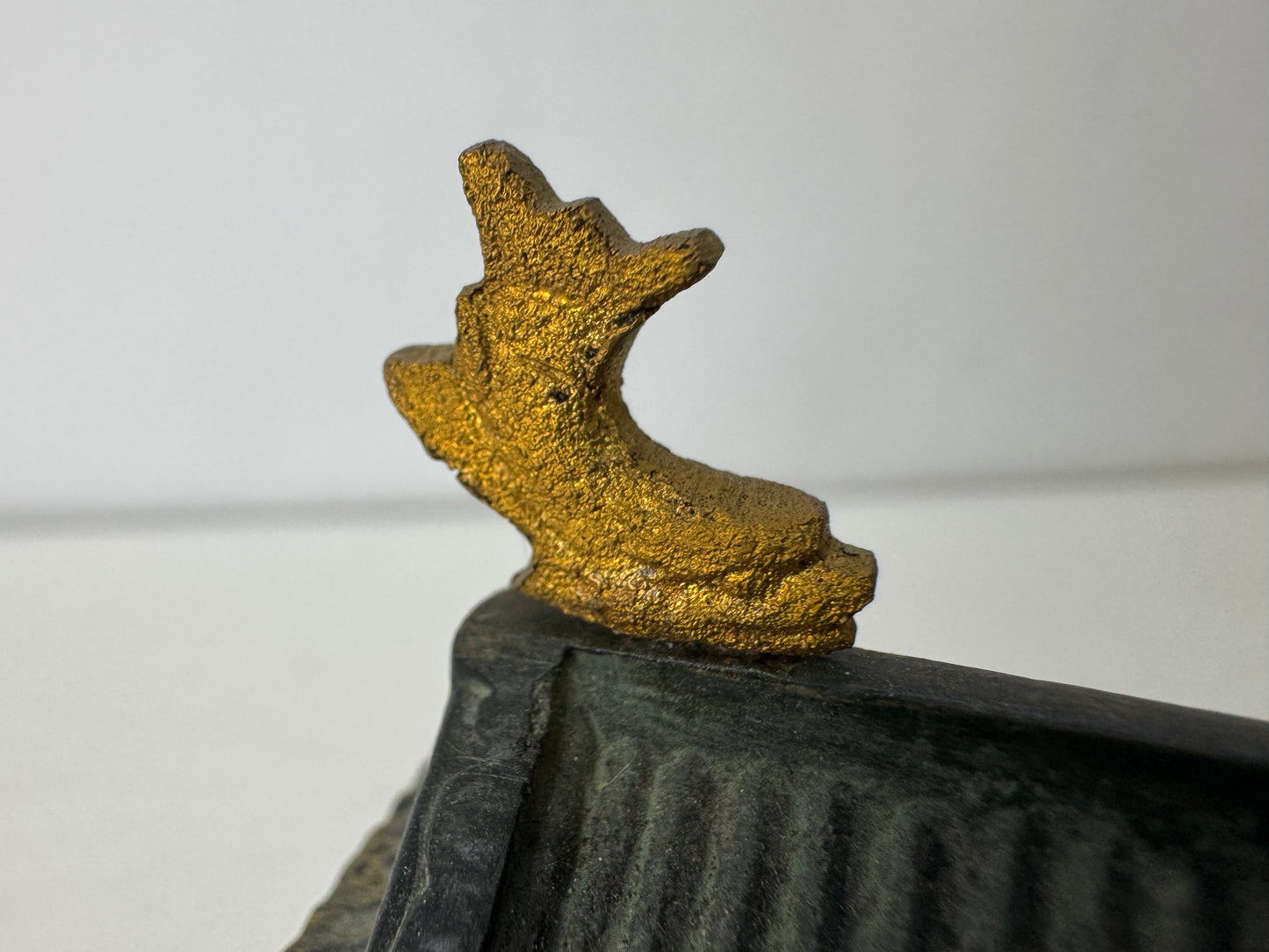 Y10100 OKIMONO metal Nagoya Castle figure figurine box Japan antique interior