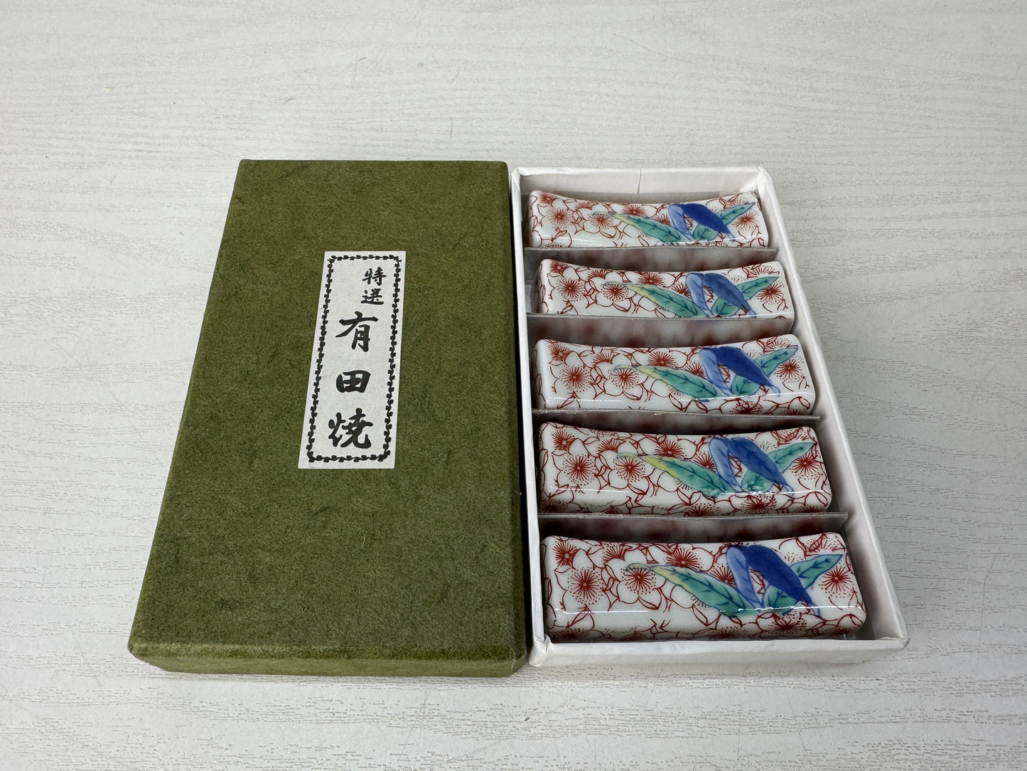 Y10104 OKIMONO Arita-ware Chopstick rest Cherry blossom petal Japan antique