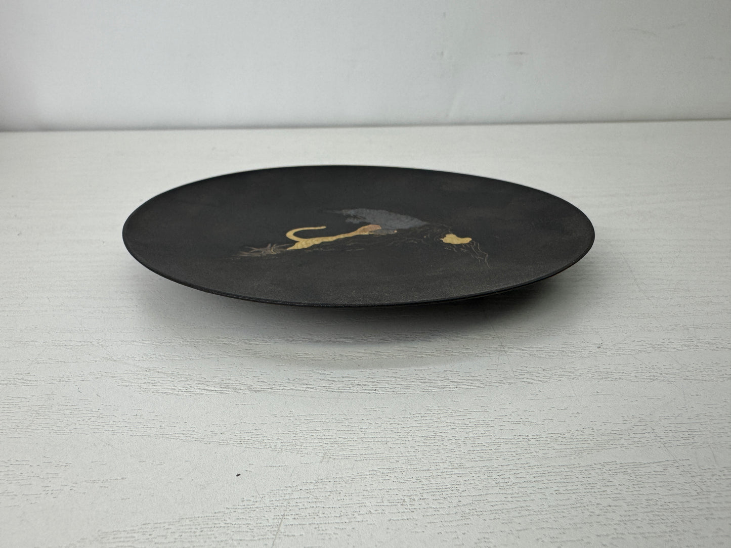 Y10109 DISH Tiger gold silver inlay Decorative plate metal Japan antique decor