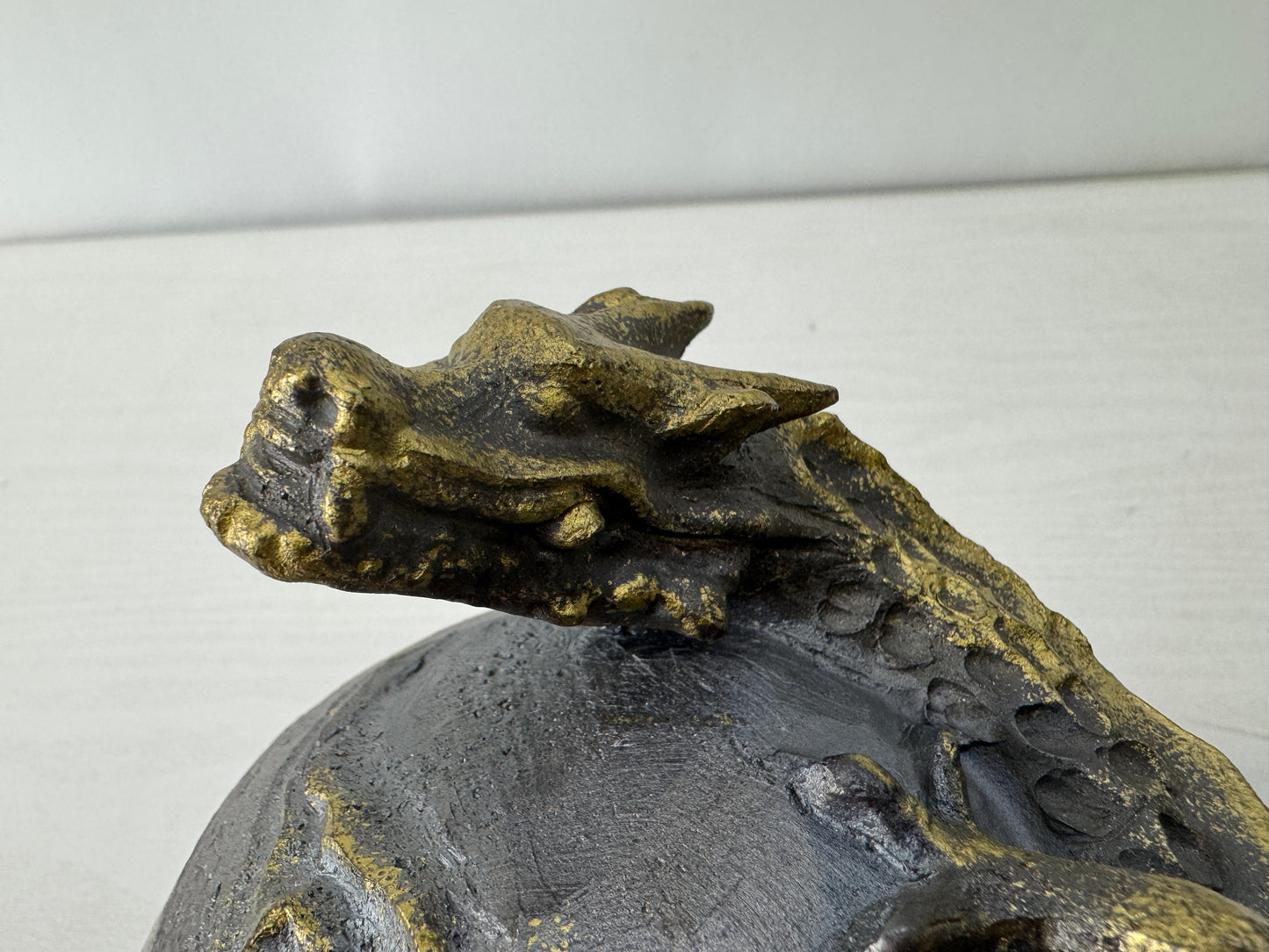 Y10126 OKIMONO Seto-ware Dragon figurine signed box Japan antique interior decor
