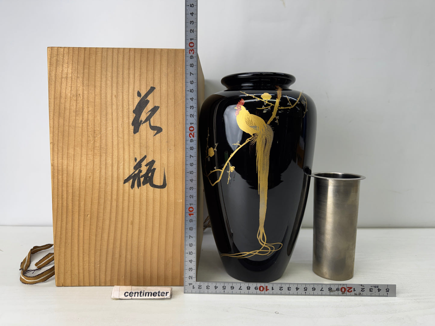 Y10136 FLOWER VASE Rooster Makie signed box Japan antique ikebana floral decor