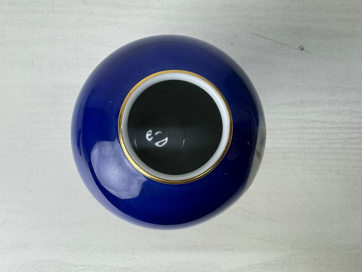 Y10140 FLOWER VASE Koransha Angelfish Japan antique ikebana floral arrangement