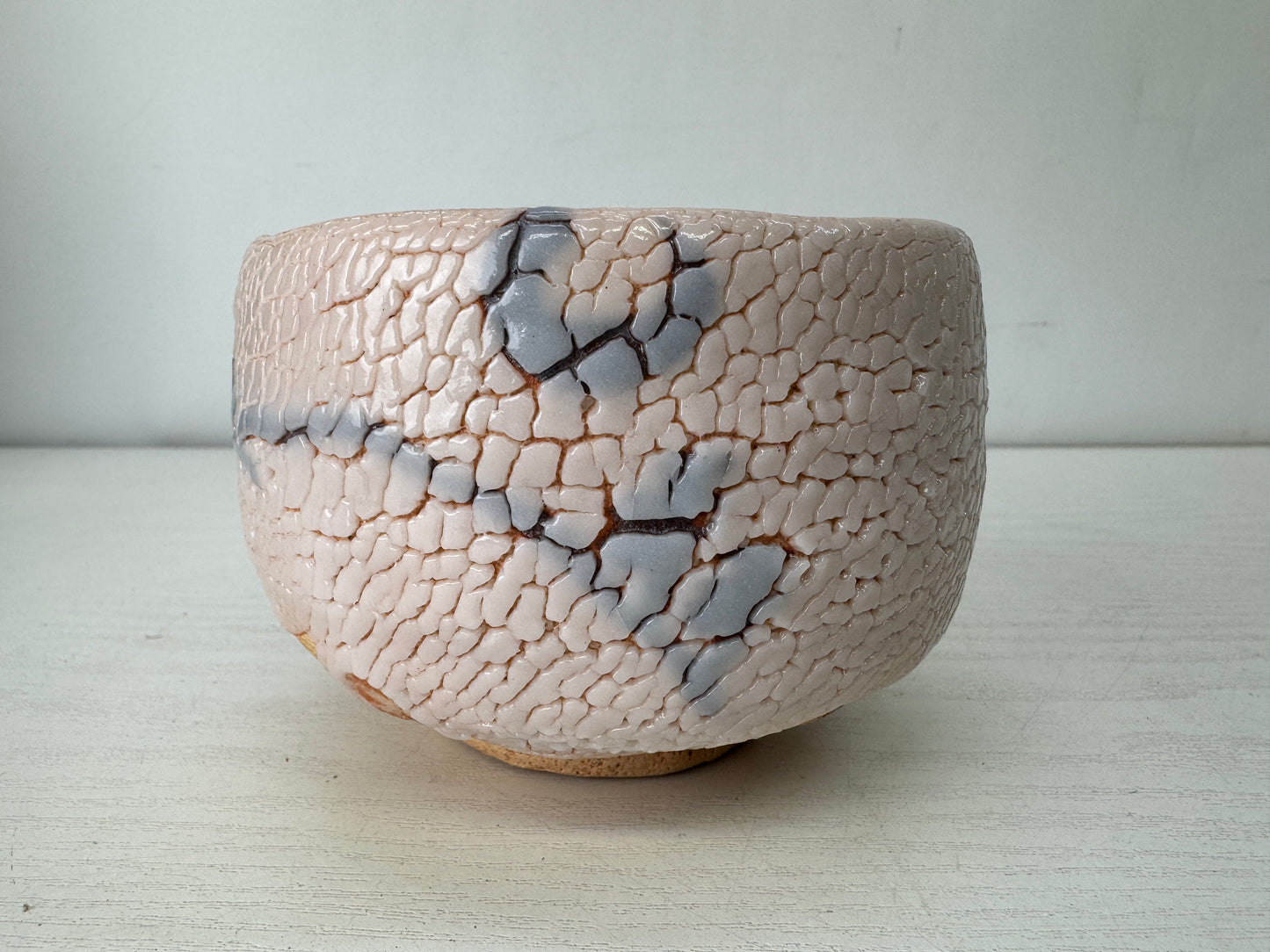 Y10154 CHAWAN Shino-ware bowl signed box Japan antique tea ceremony pottery cup