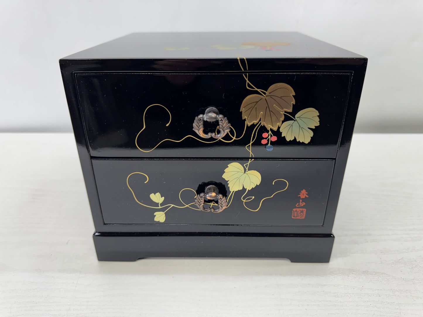 Y10163 TANSU 2-tiered small drawer Makie signed Japan antique storage furniture