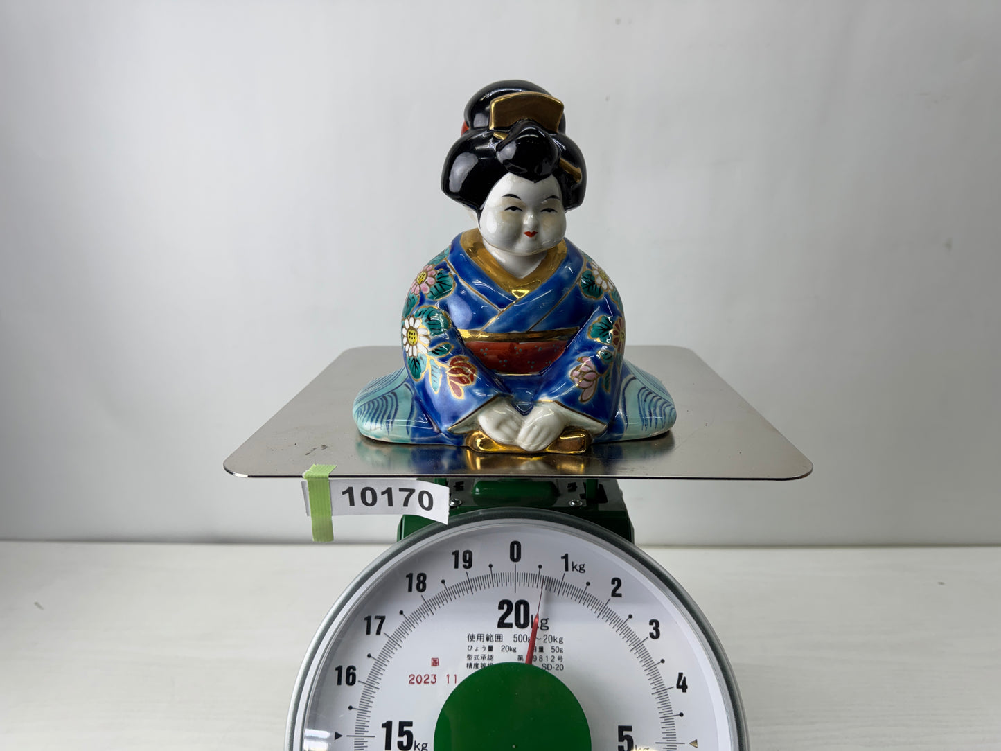 Y10170 OKIMONO Kutani-ware Ofuku figurine kimono beauty Japan antique interior