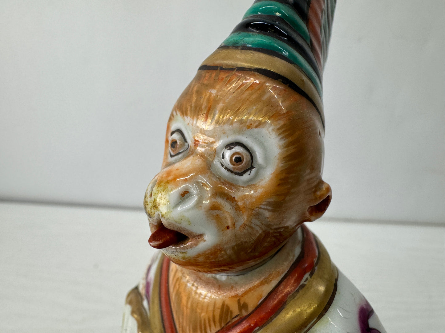 Y10171 OKIMONO Imari-ware monkey figurine Japanese dance Japan antique interior