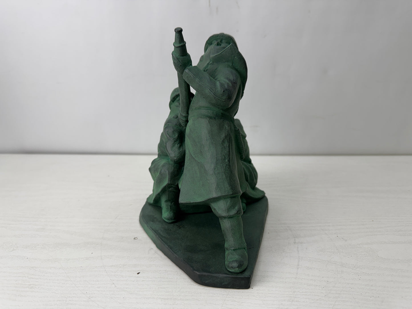 Y10172 OKIMONO metal Firefighter figurine signed Japan antique interior statue