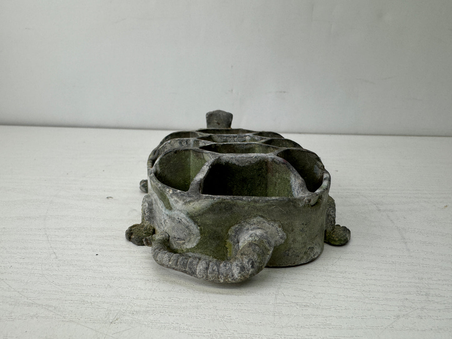 Y10174 KENZAN metal turtle floral frog flower Japan antique ikebana kabin vase