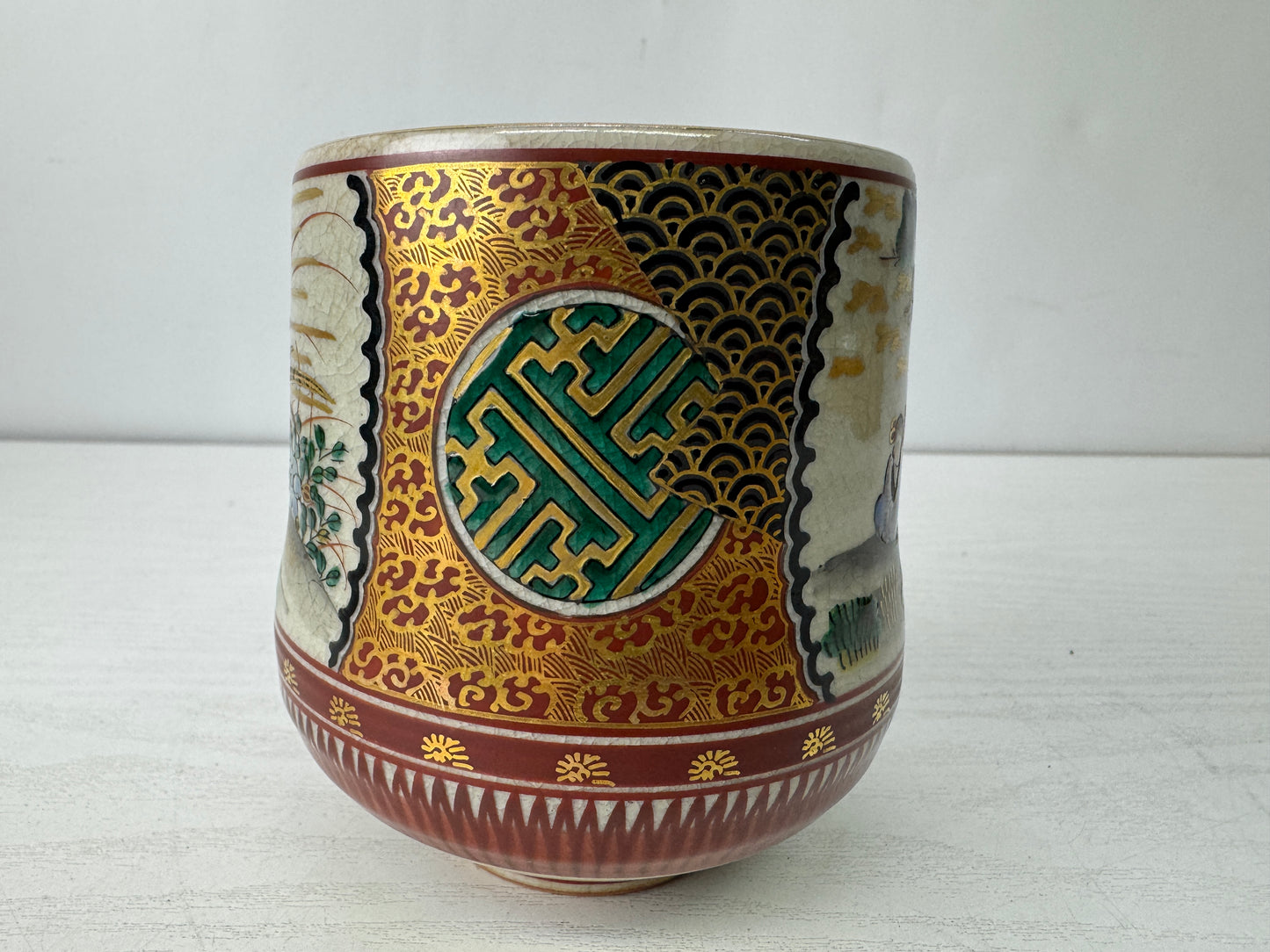 Y10179 YUNOMI Kutani-ware red picture teacup signed box Japan antique Sencha tea