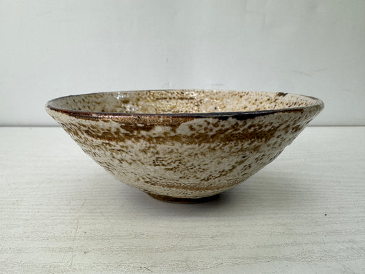 Y10181 CHAWAN Mino-ware flat bowl signed Japan antique tea ceremony pottery cup