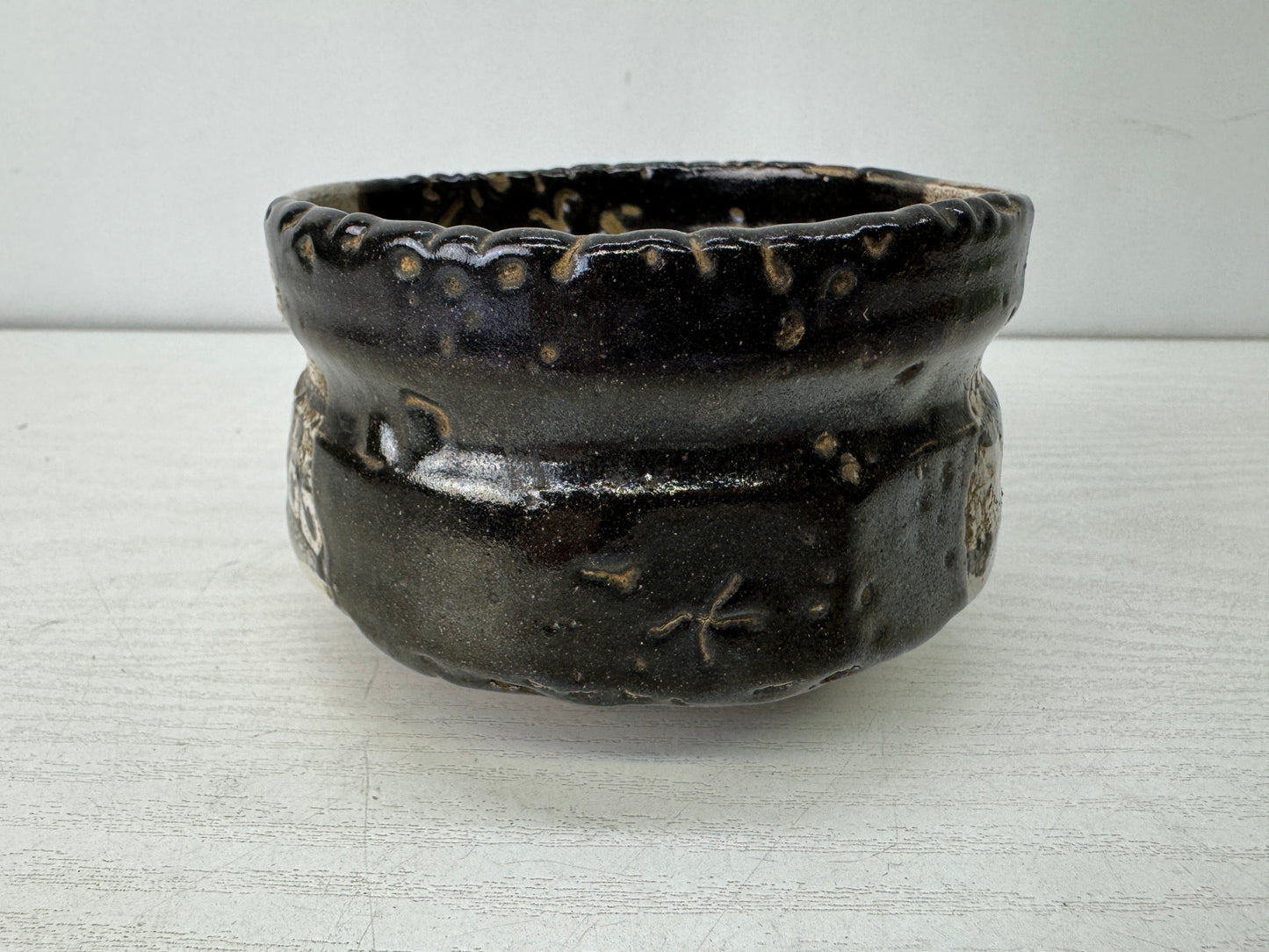 Y10182 CHAWAN Kuro Oribe bowl signed Japan antique tea ceremony pottery teacup