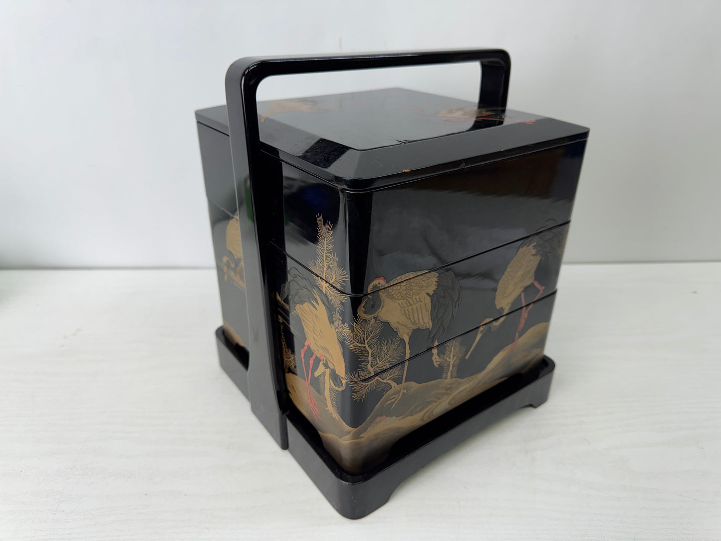 Y10218 BOX 3-tiered container handle Pine Crane Makie Japan antique storage case