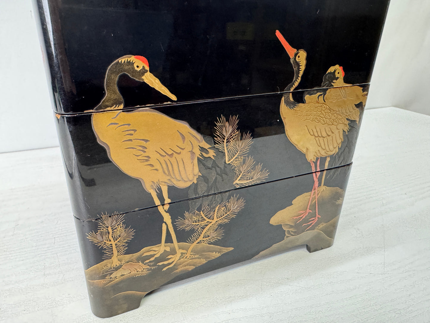 Y10218 BOX 3-tiered container handle Pine Crane Makie Japan antique storage case
