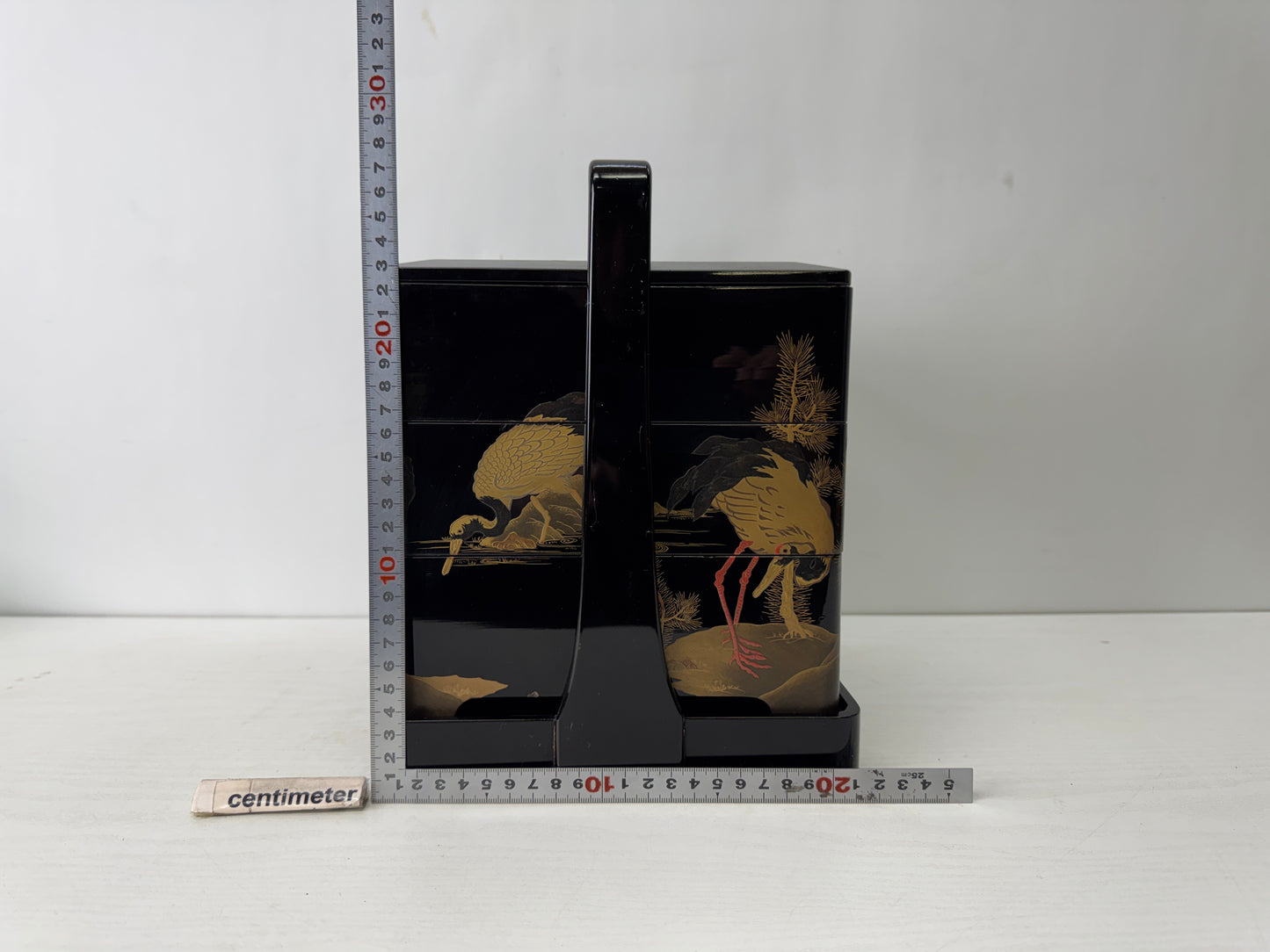 Y10218 BOX 3-tiered container handle Pine Crane Makie Japan antique storage case