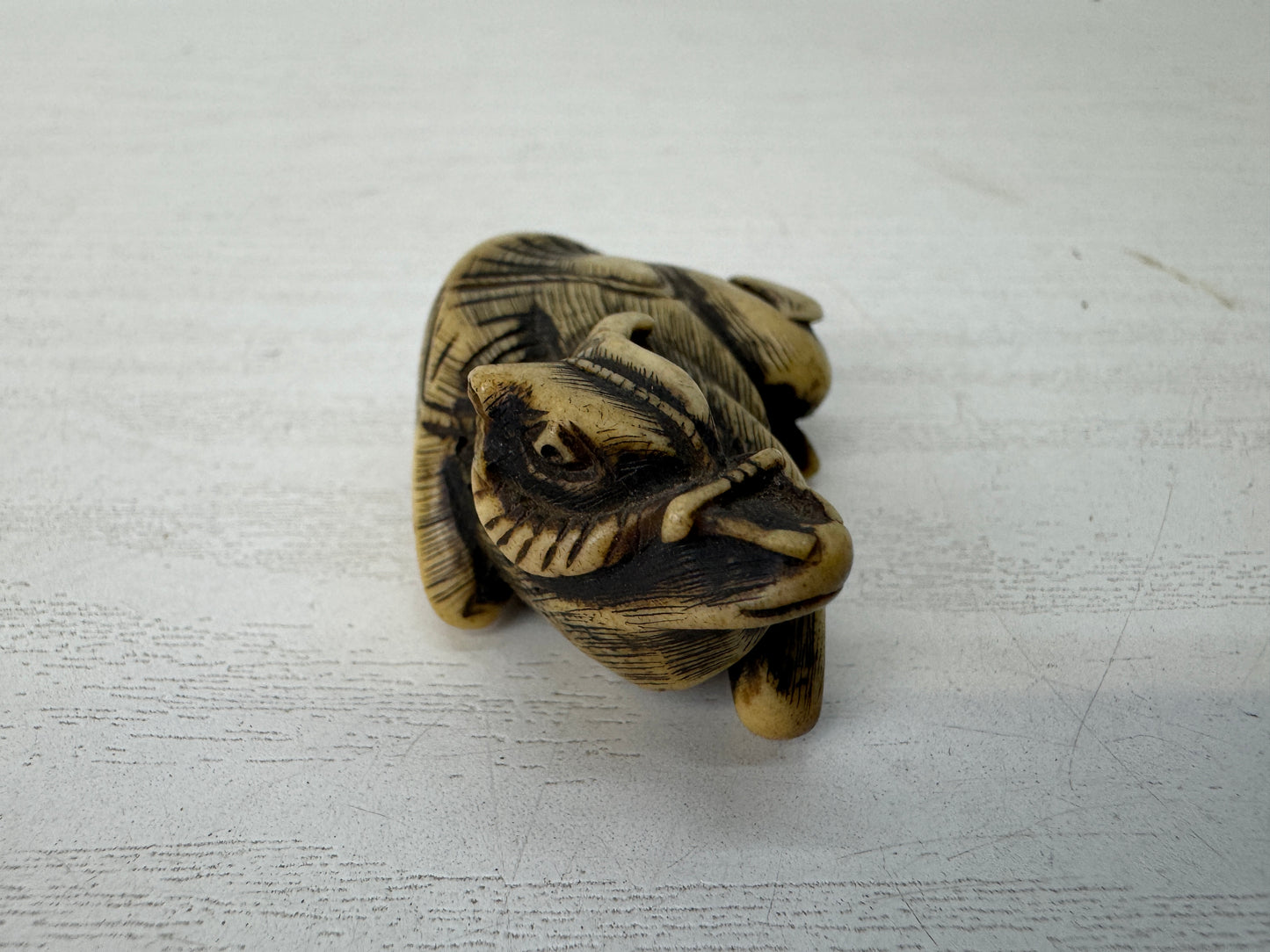 Y10223 NETSUKE Cow figure figurine Kotsu sagemono Japan antique kimono accessory