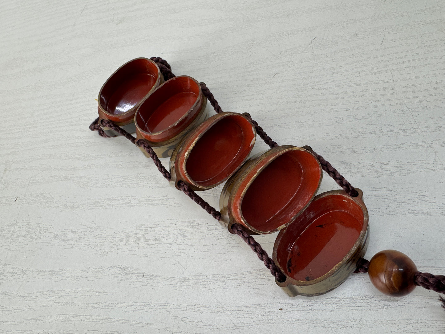 Y10224 INROU gold Makie Pill Box case Japan antique traditional kimono accessory