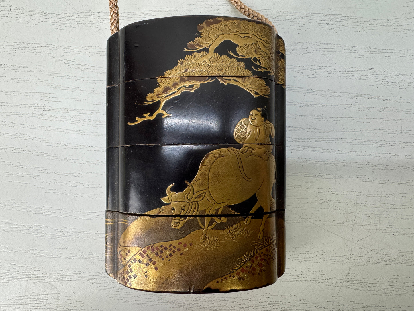 Y10225 INROU Makie Pill Box  netsuke Japan antique traditional kimono accessory