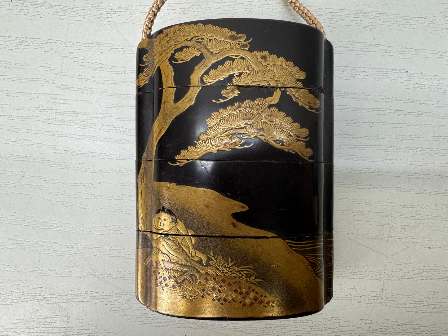 Y10225 INROU Makie Pill Box  netsuke Japan antique traditional kimono accessory