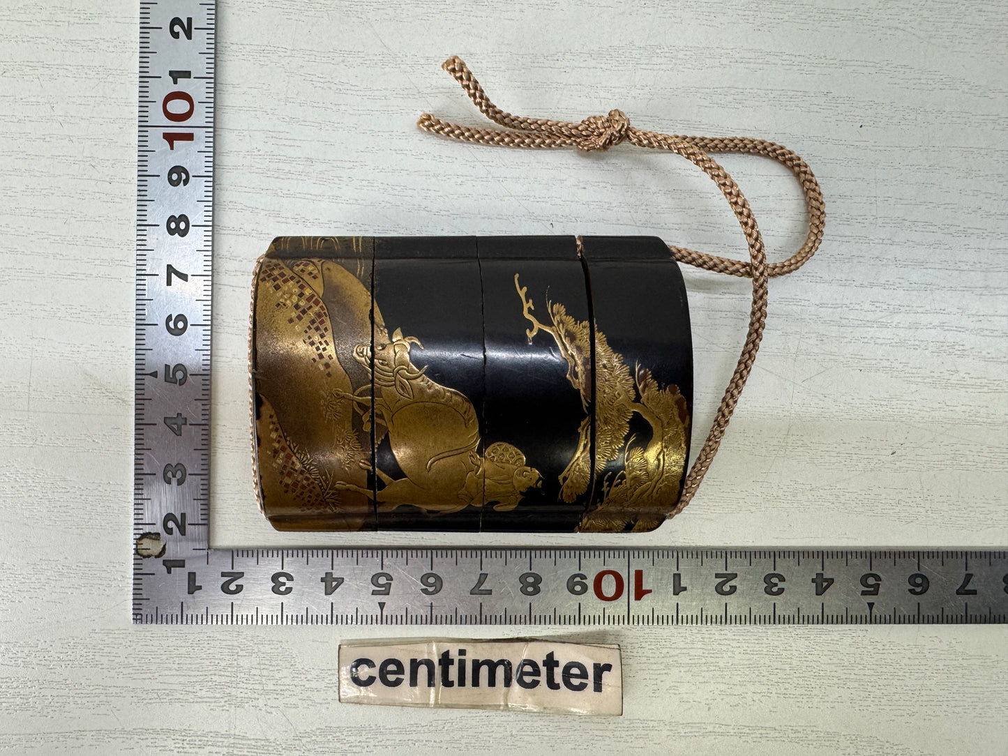 Y10225 INROU Makie Pill Box  netsuke Japan antique traditional kimono accessory