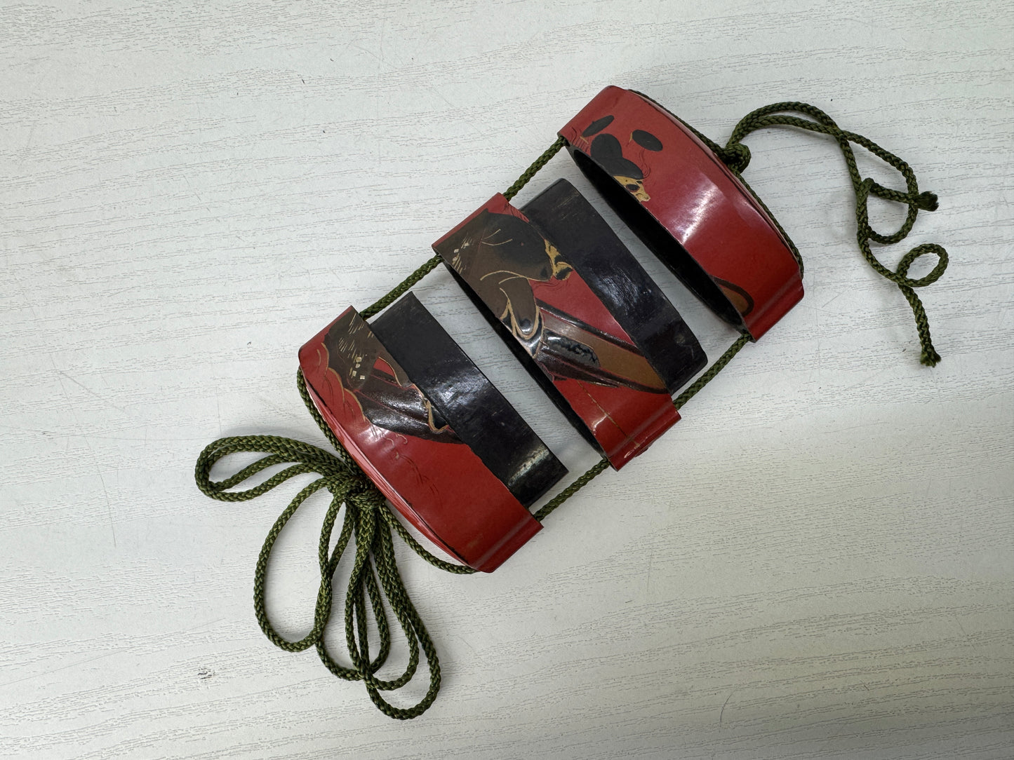 Y10226 INROU Makie Pill box Vermilion lacquer Japan antique kimono accessory