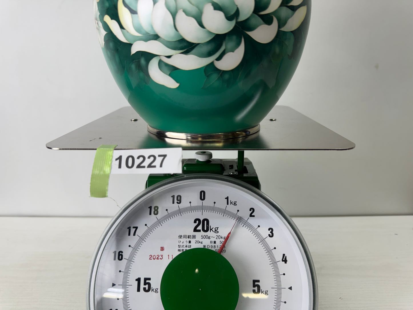 Y10227 FLOWER VASE Cloisonne light green Japan antique ikebana floral interior