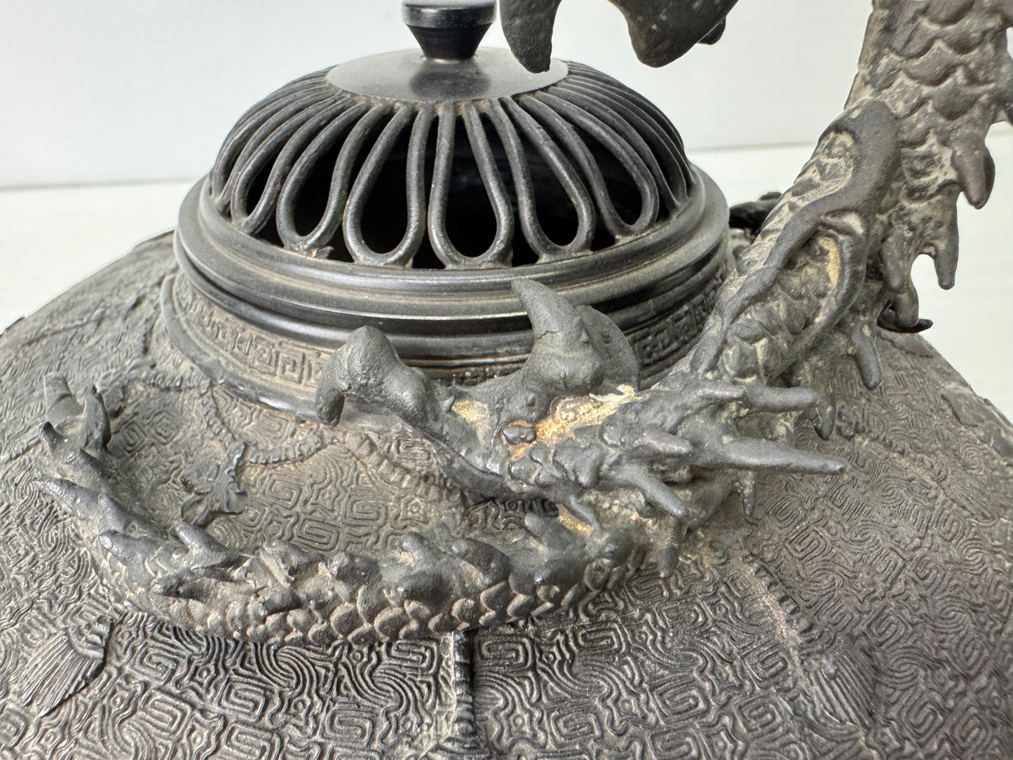 Y10233 KOURO copper Dragon signed box Japan antique Incense Burner fragrance