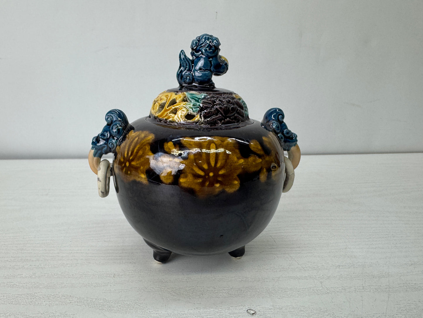 Y10234 KOURO Kutani-ware signed box Japan antique Incense Burner fragrance aroma