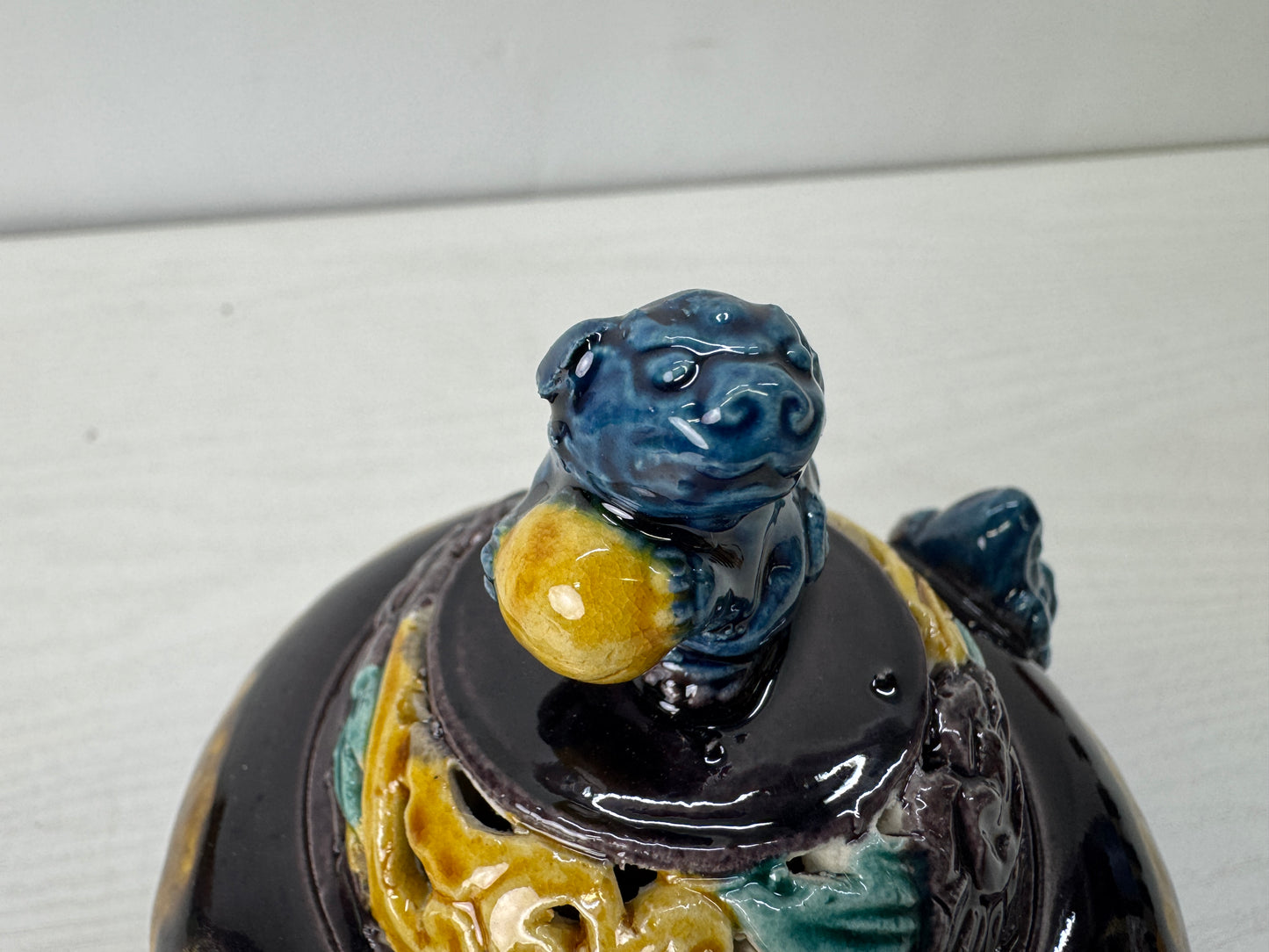 Y10234 KOURO Kutani-ware signed box Japan antique Incense Burner fragrance aroma