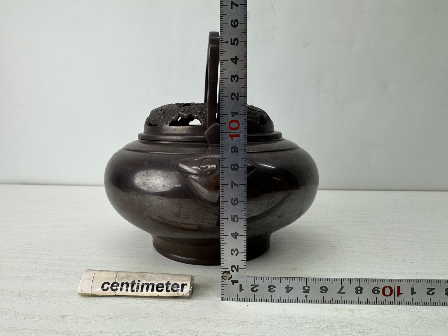 Y10255 KOURO Iron handle Dragon openwork Japan antique incense burner aroma