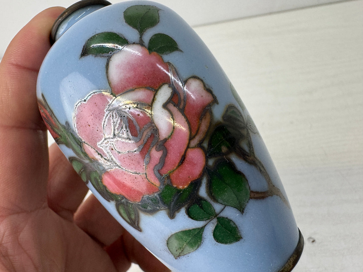 Y10256 FLOWER VASE Cloisonne small signed floral pattern Japan antique ikebana