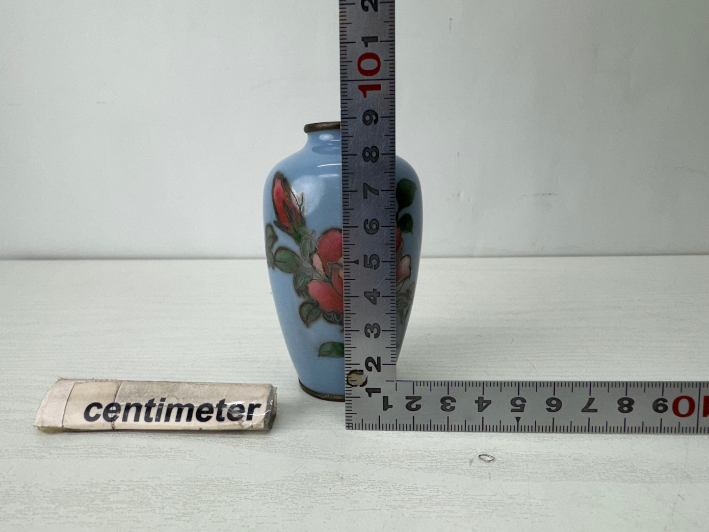 Y10256 FLOWER VASE Cloisonne small signed floral pattern Japan antique ikebana
