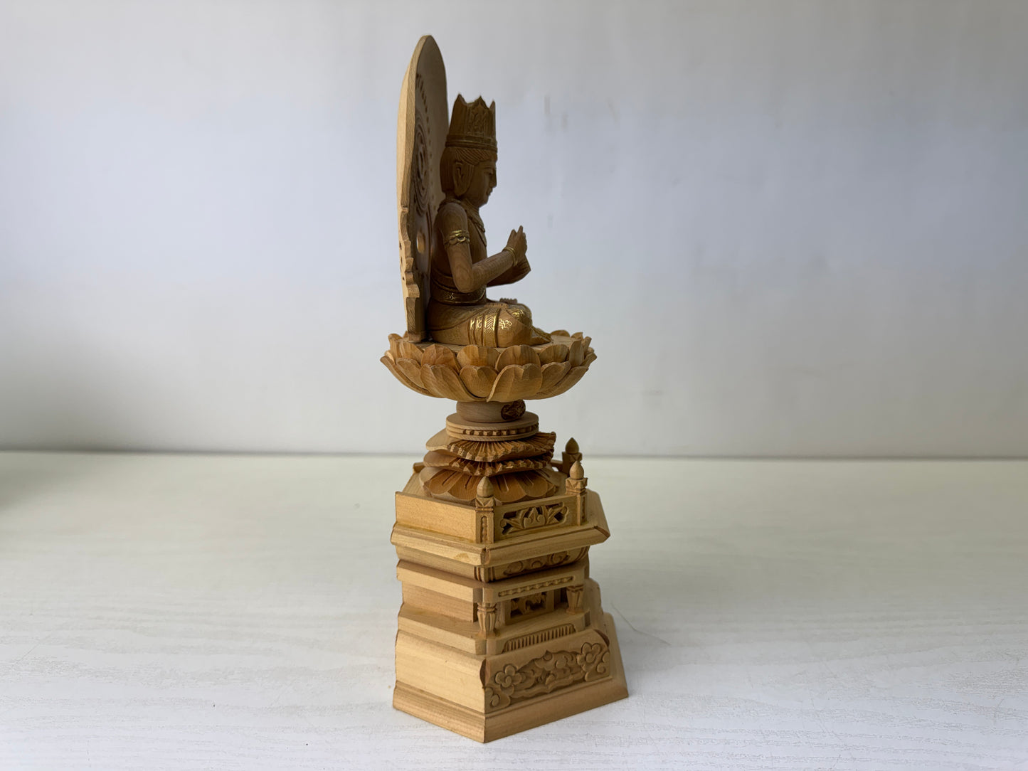 Y10264 STATUE plain wood carving gold leaf Seated Vairocana Buddha Japan antique