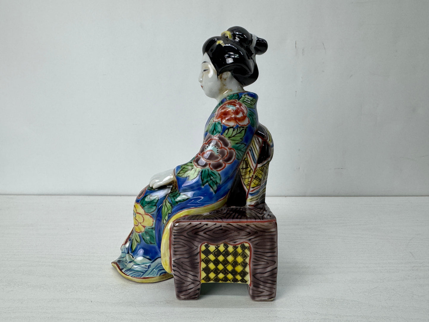 Y10281 STATUE Kutani-ware kimono beauty figurine Japan antique interior figure