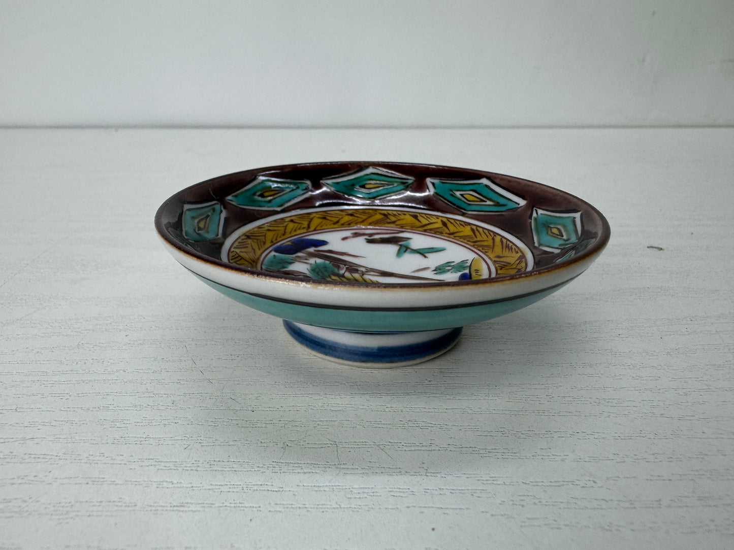 Y10296 CHAWAN Kutani-ware Old Kutani style sake cup signed box Japan antique