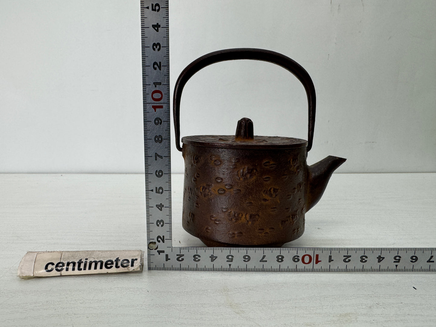 Y10297 TETSUBIN Iron small kettle teapot tea pot signed Sencha Japan antique