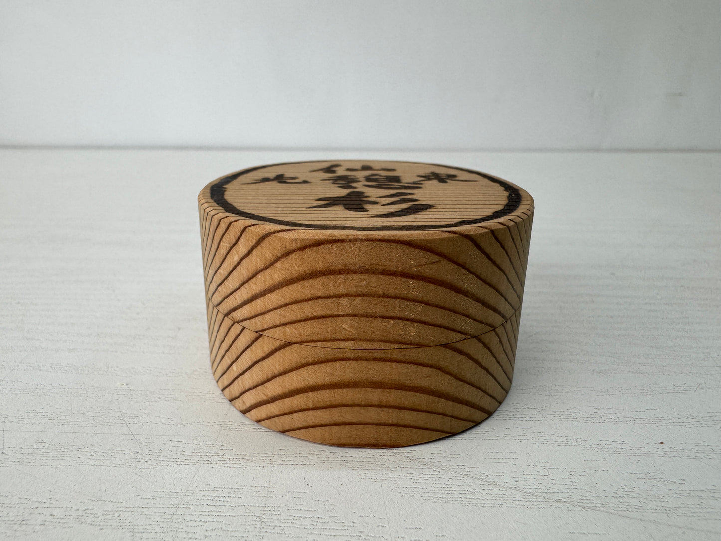 Y10324 BOX Cedar wood case signed Japan antique incense fragrance aromatherapy