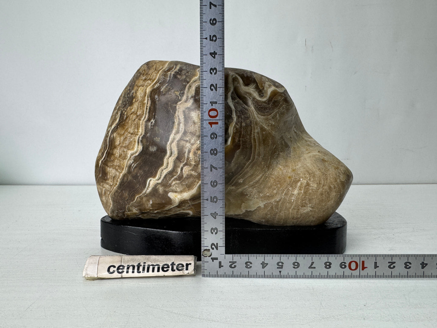 Y10347 OKIMONO Striped Agate natural viewing stone wooden stand Japan antique