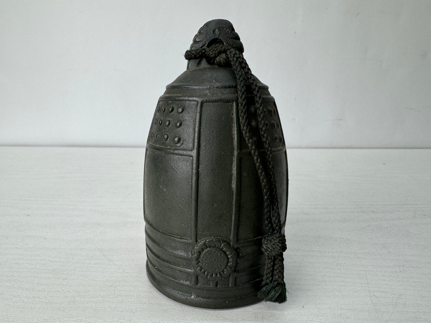 Y10353 Buddhist Altar Equipment Small metal bell Japan antique Buddhism art